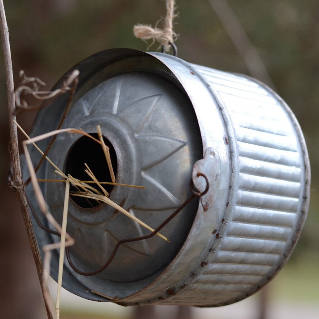 Round Tin Bird House