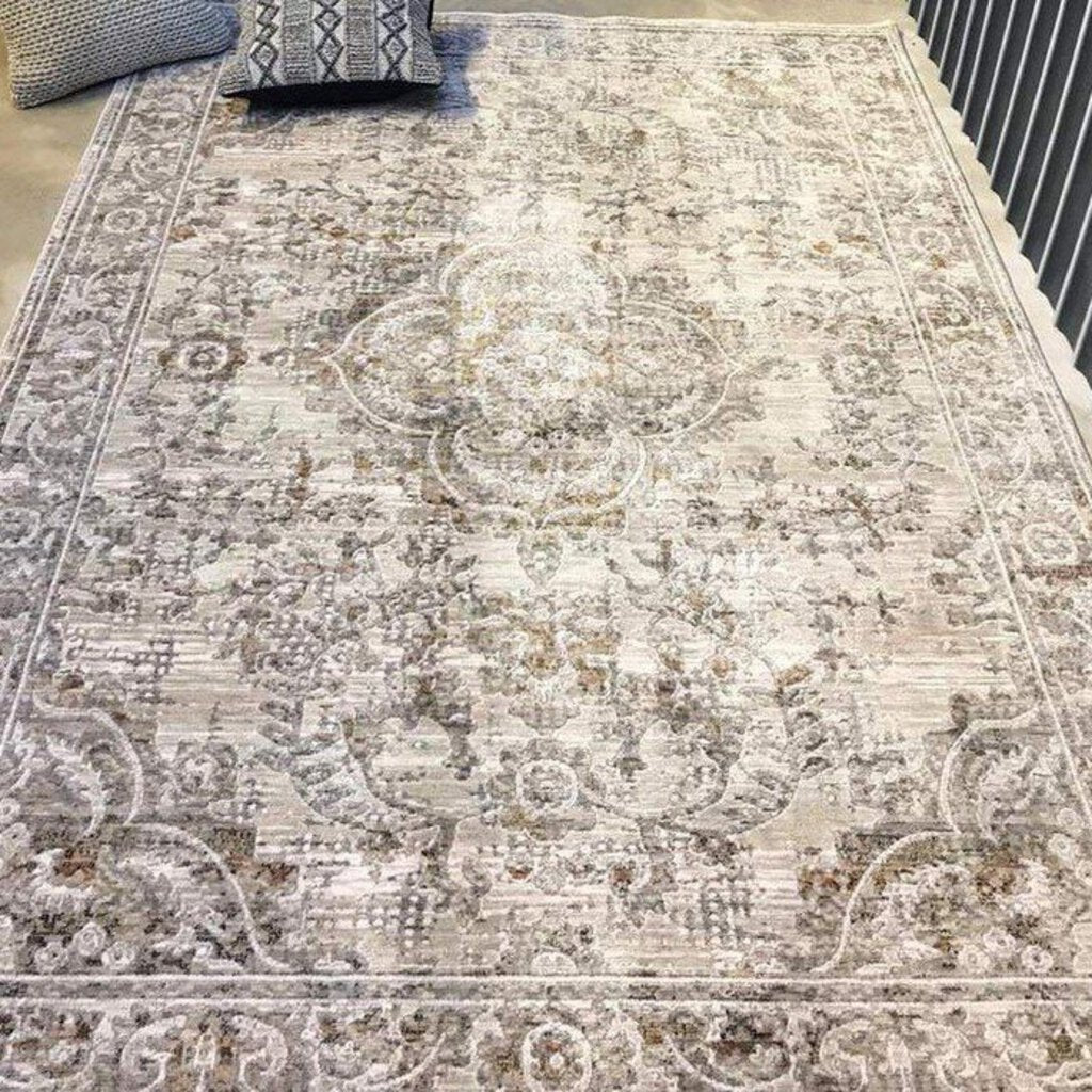 Amelia Collection Area Rug