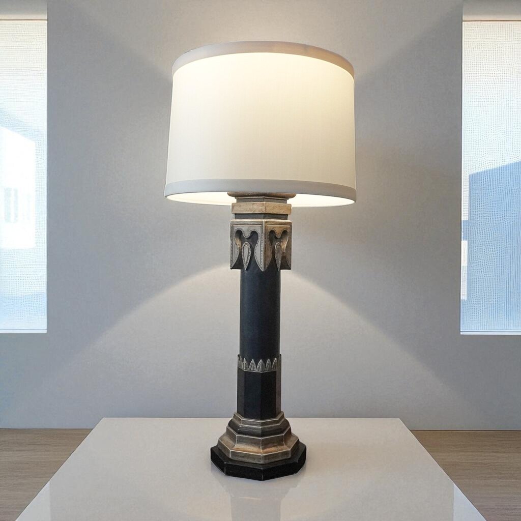 Column Pedestal Lamp