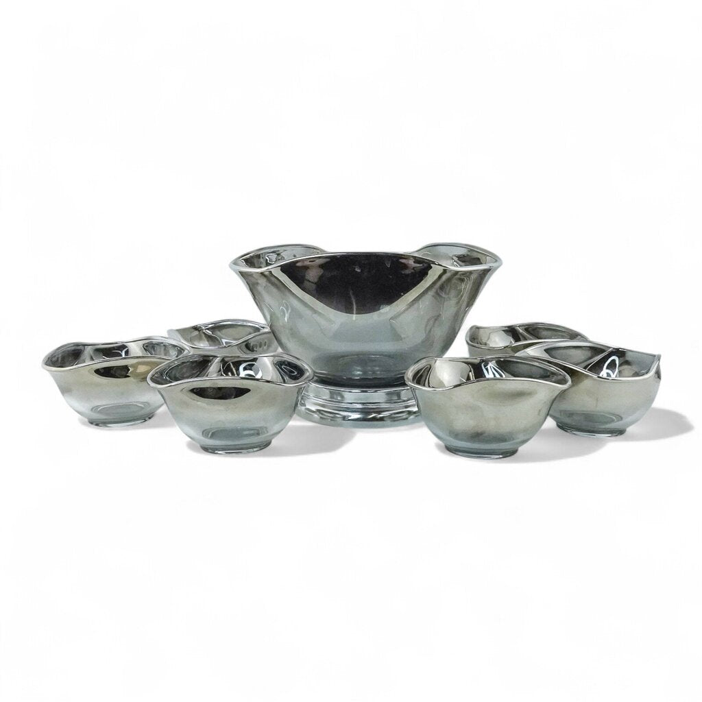 7 piece 1960s MCM Dorothy Thorpe Bowl Set