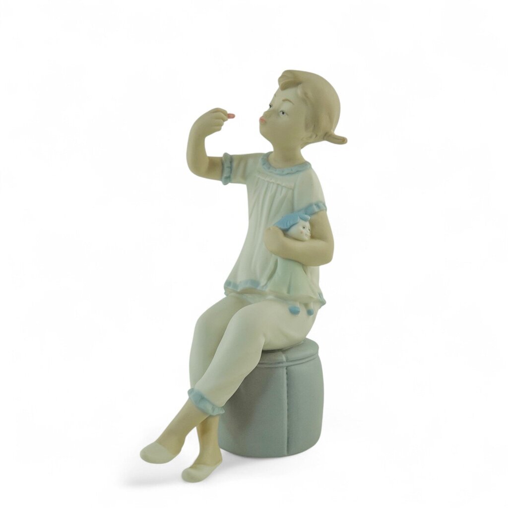Girl with Lipstick 1083 - matte