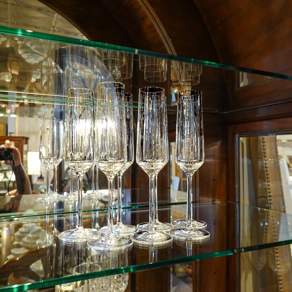 Set of 7 Toasting Flutes
