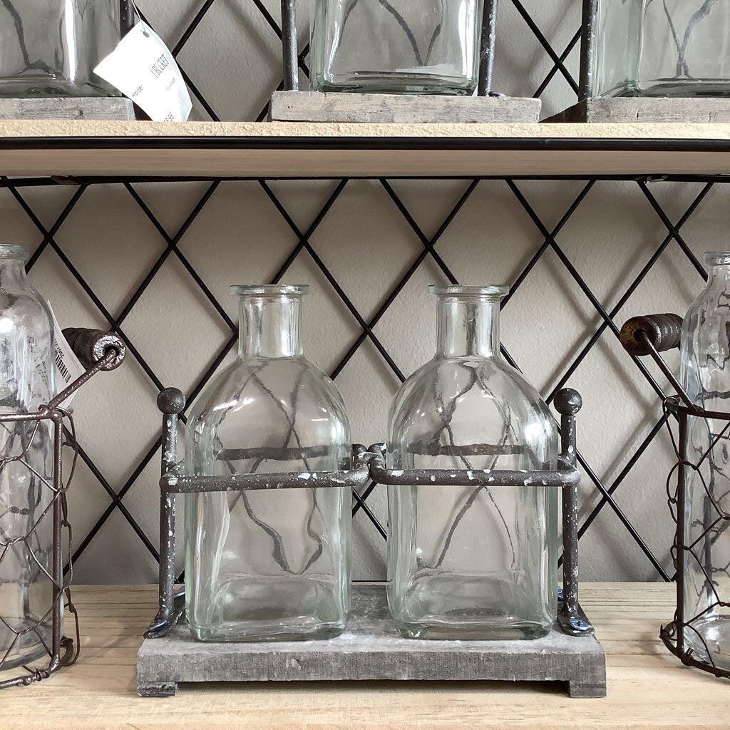 Iron Bottle Holder With Two Short Bottles