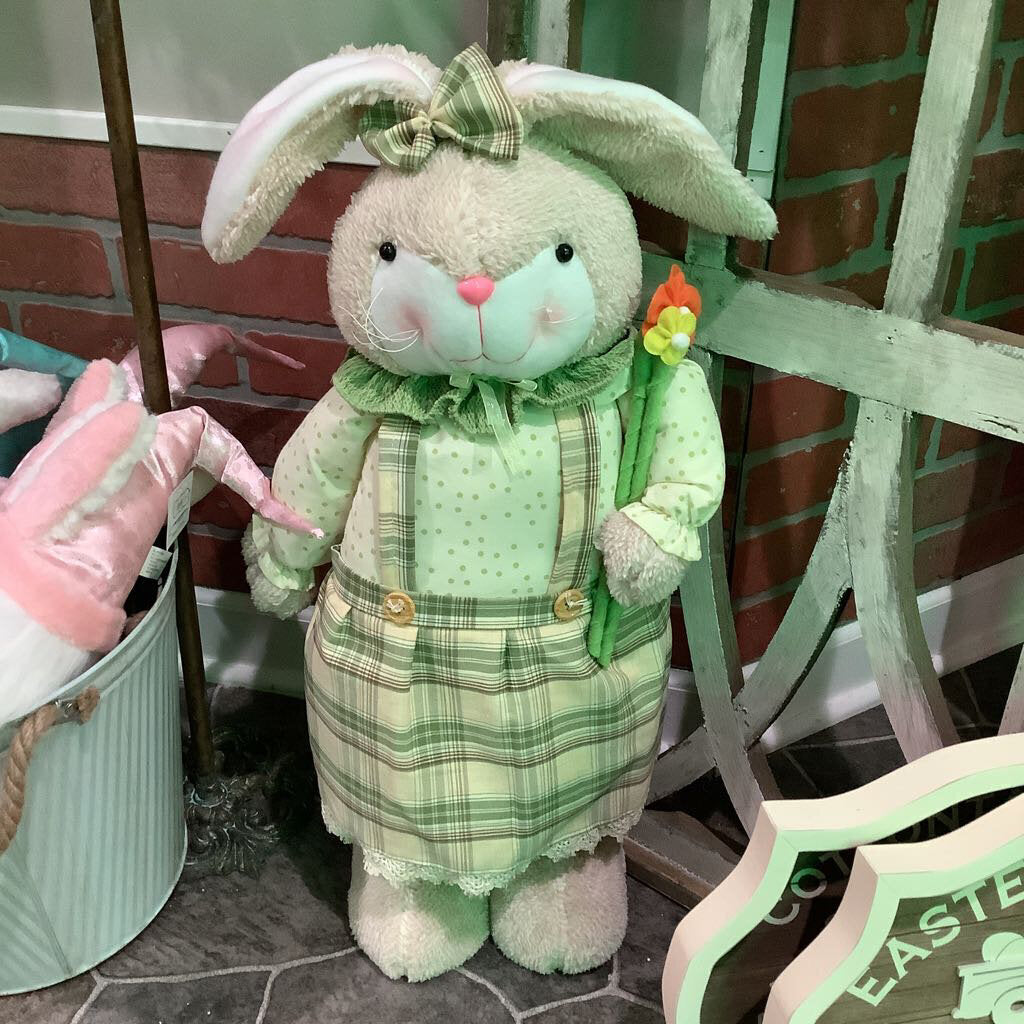 Meadow Grass Bunny Stretch Leg