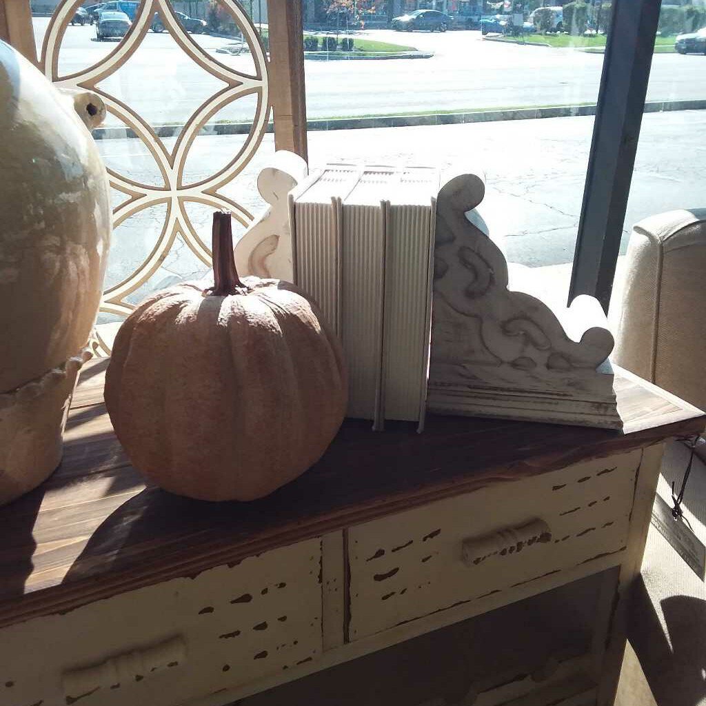 Corbel Bookend