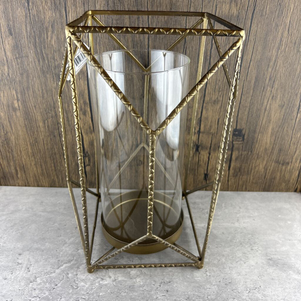 Metal Candle Holder w/Hurricane