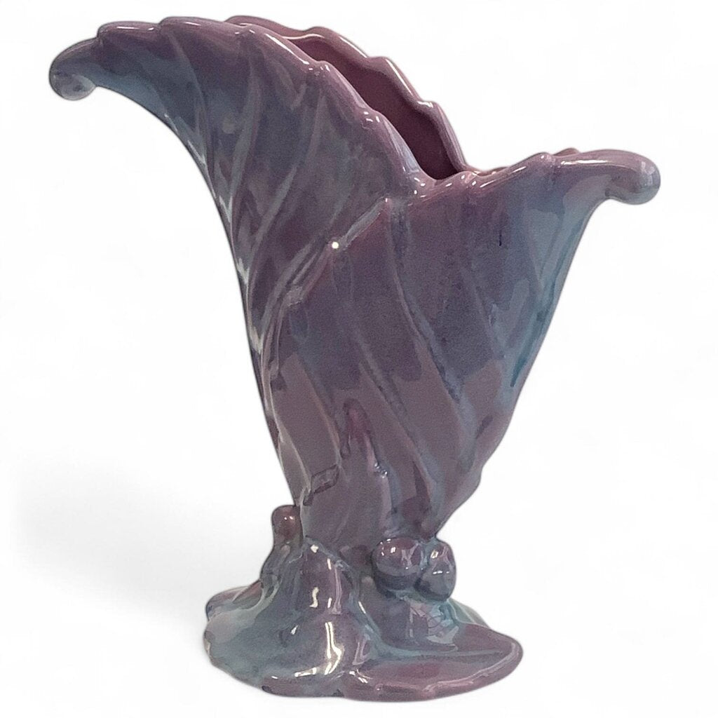 Double Leaf Vase