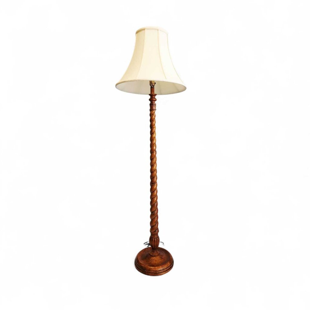 Crescendo Floor Lamp
