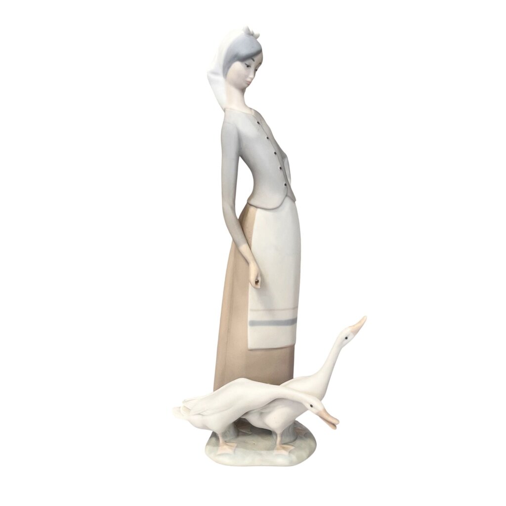 Girl with Geese Porcelain Figurine #1035 Matte Finish