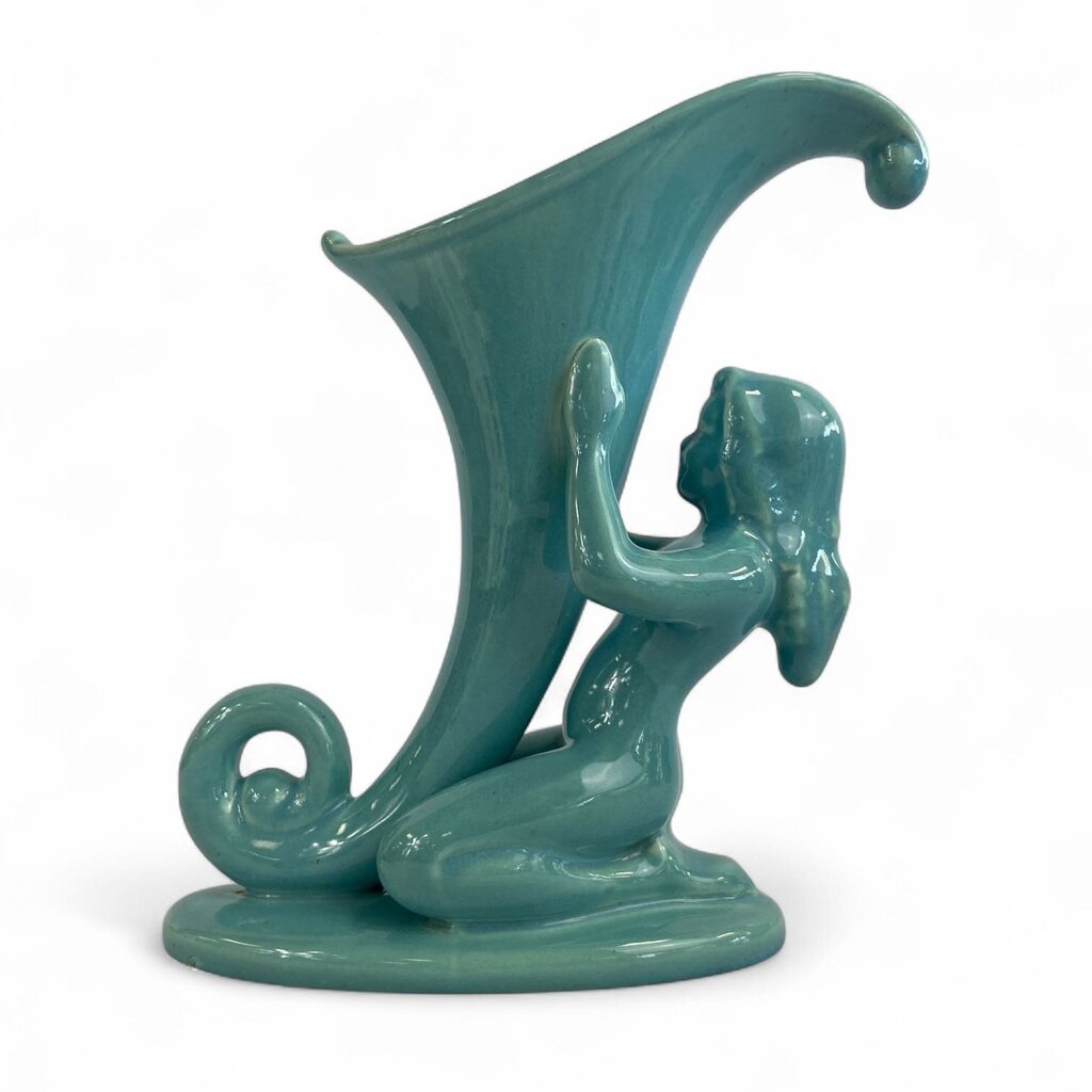 Cornucopia Vase R426