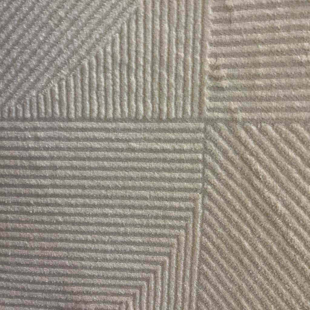 (Brand New) Hypnos Collection HS09 (5'3" x 7'7")