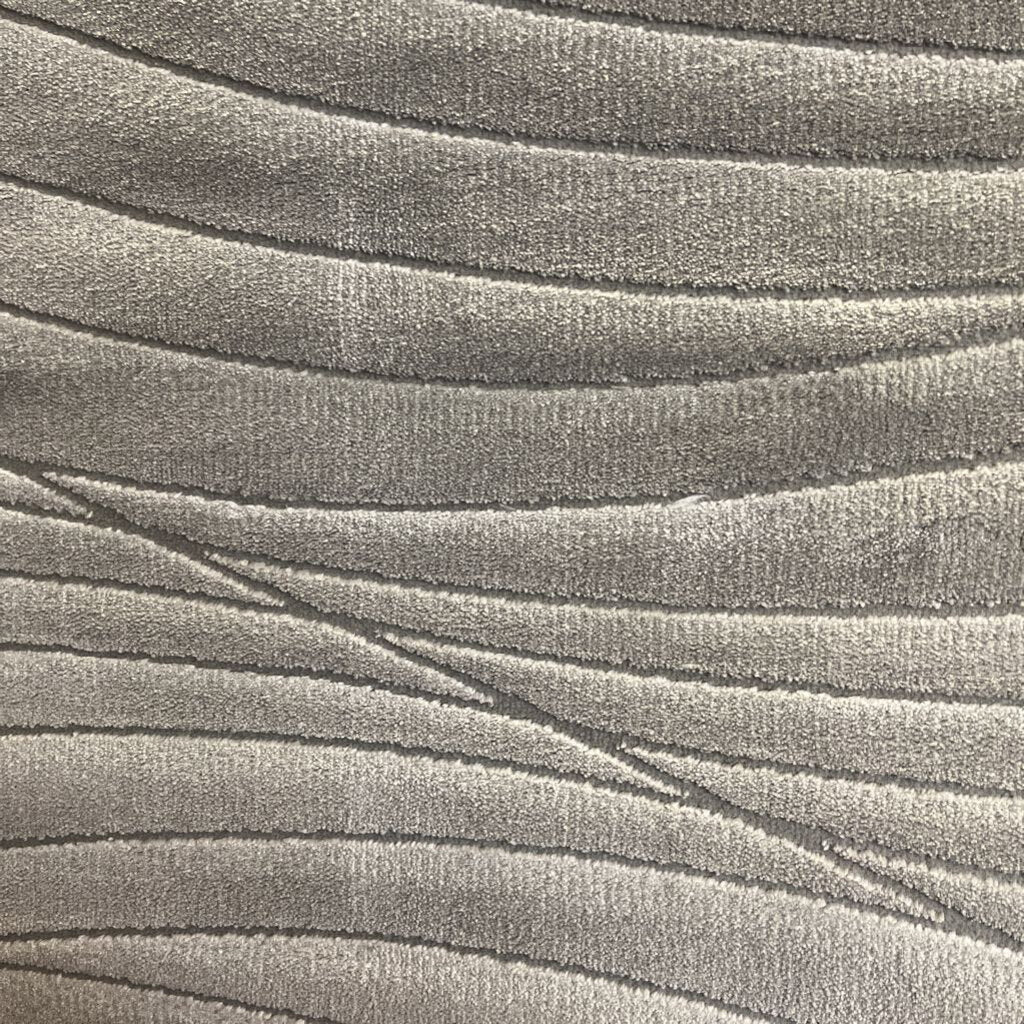 (Brand New) Omari Collection OM09