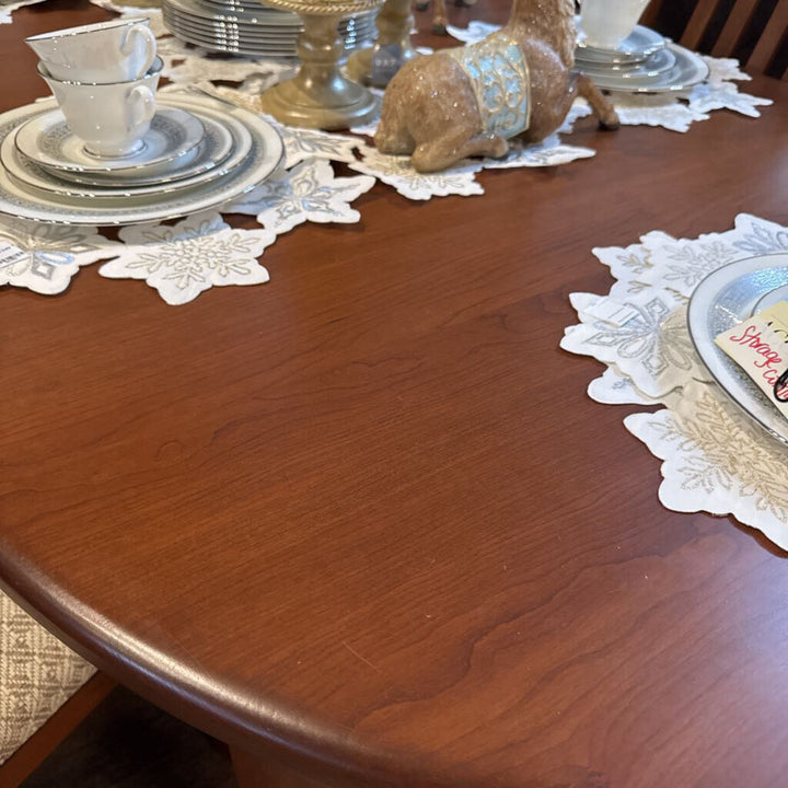 Dining Table with 2 Leaves and 4 Chairs