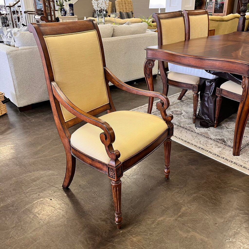 Orig Price $5670 - Dining Table w/ 8 chairs, 2 Leaves, & Pads