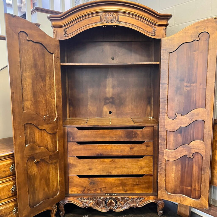 Armoire