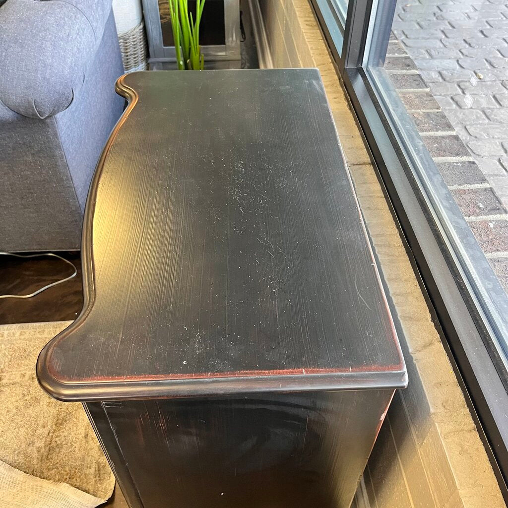 Night Stand w/ 3 Drawers