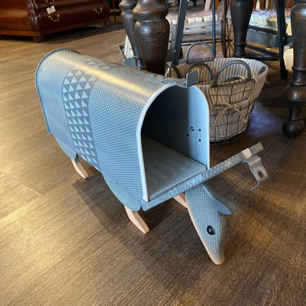 Decorative Armadillo Mailbox Acosta's Home Consignment New