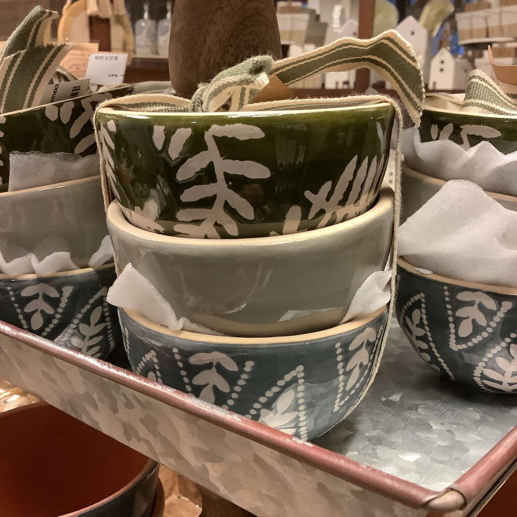Fern & Dot Ramekin Set