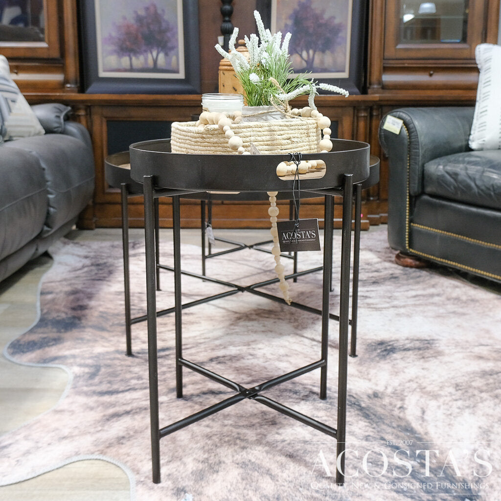(BRAND NEW) Bentdare End Table
