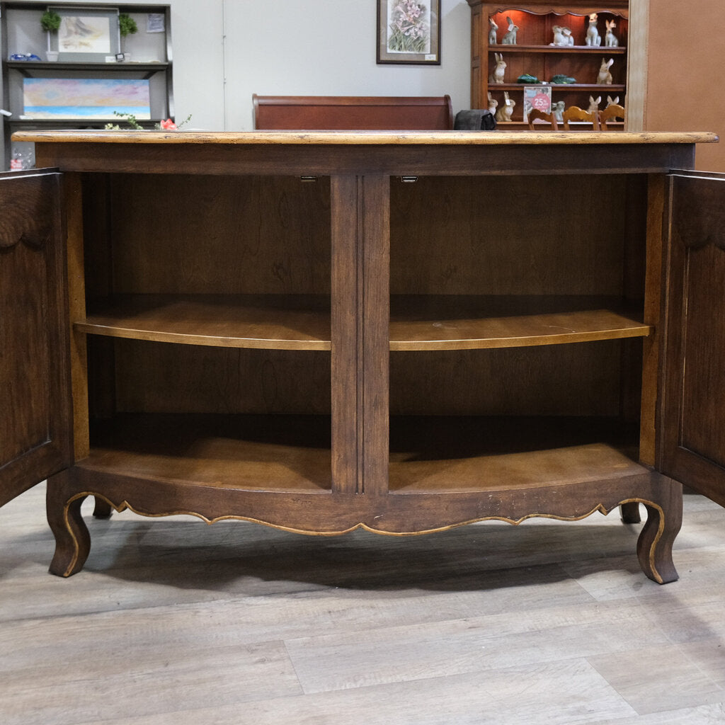 Curved Front Cradenza
