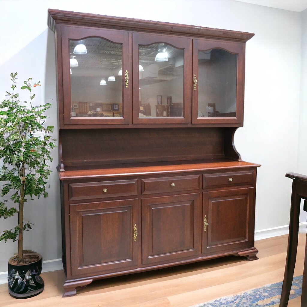 Orig Price $2000 - Traditional Buffet with Hutch