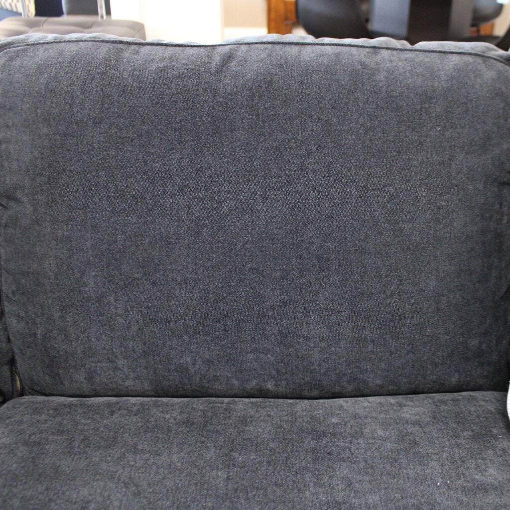 (BRAND NEW) 3 Cushion Transitional Sofa