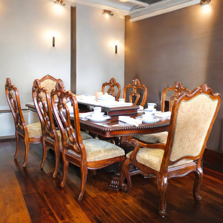 Dining Table w/ 8 Chairs