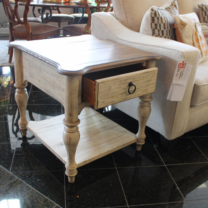 Orig Price $699 - End Table w/ 1 Drawer