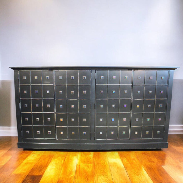 Sideboard w/ 2 drawers & 2 Cabinets