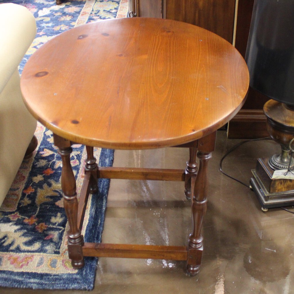 Oval End Table