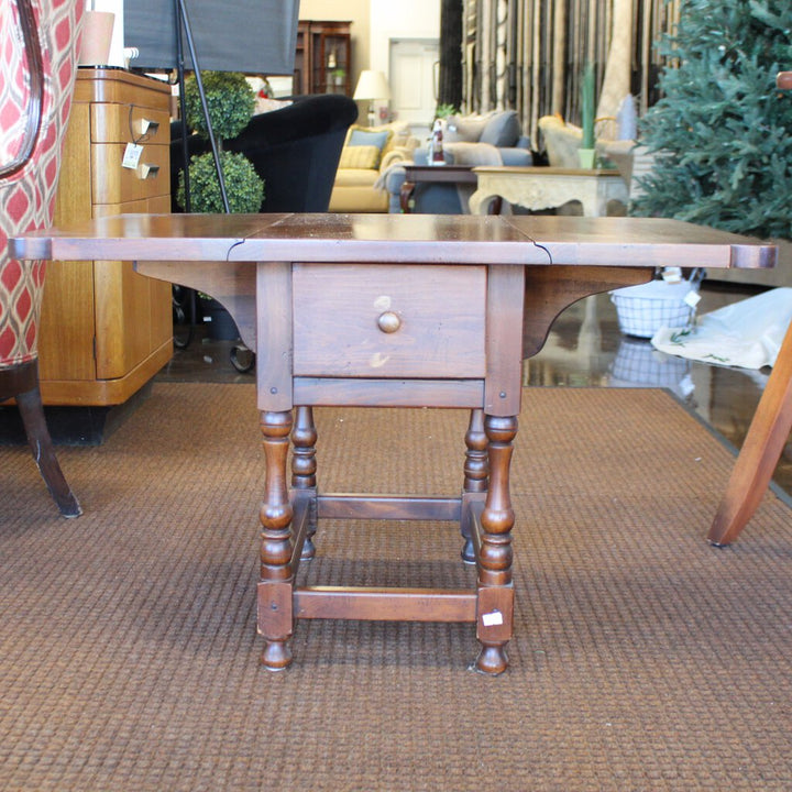 Drop Leaf End Table w/ Drawer