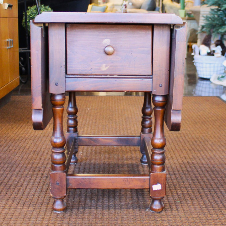 Drop Leaf End Table w/ Drawer