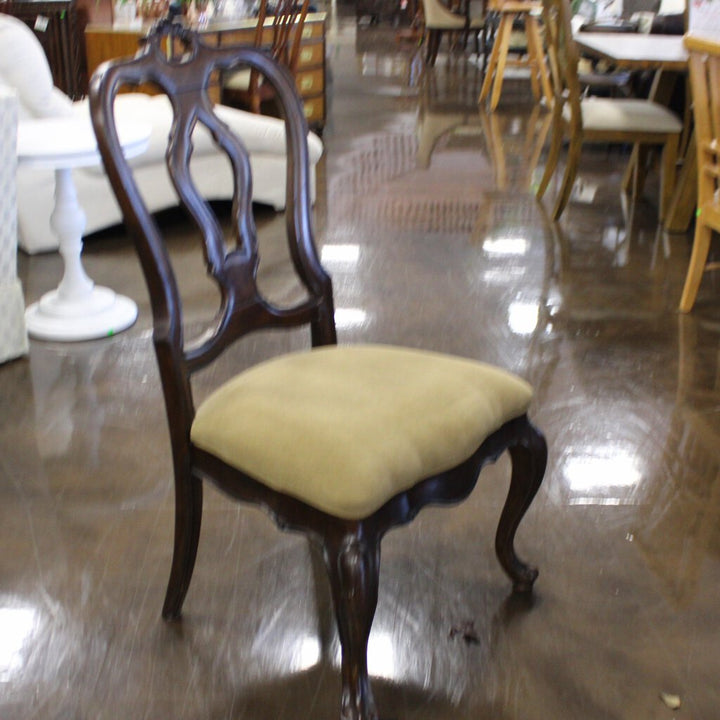 Orig Price $7050 - Dining Set w/ 6 Chairs & 2 Leaves