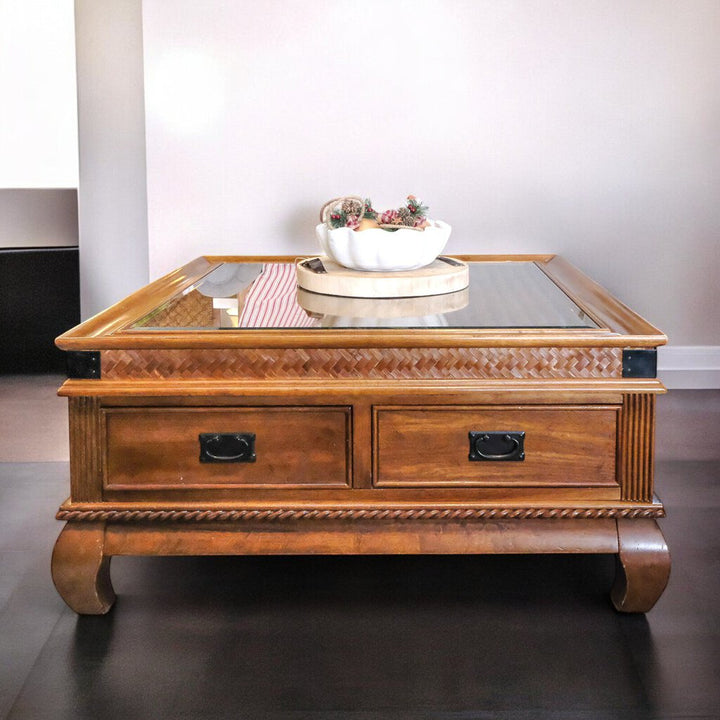 Cocktail Table with 4 Drawers