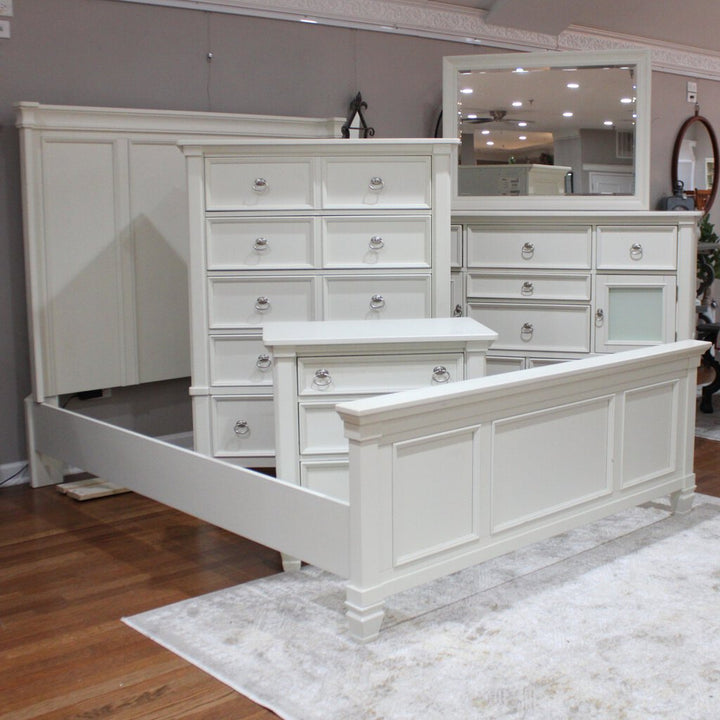 Orig Price $3000 - 4 Piece Queen Bedroom Set