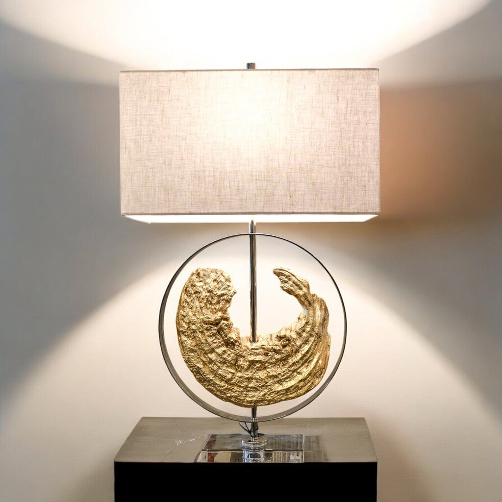 Textured Driftwood Lamp