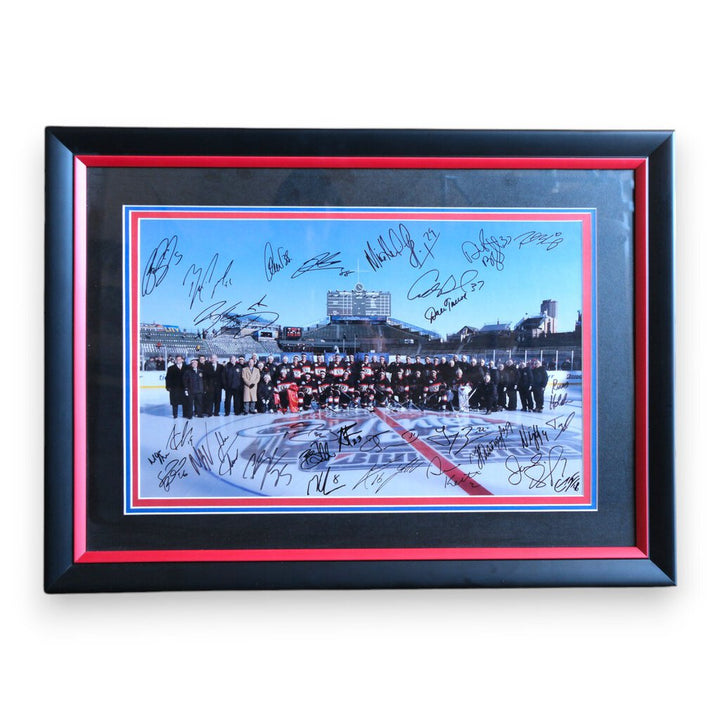 Blackhawks Winter Classic Team Photo with Signatures