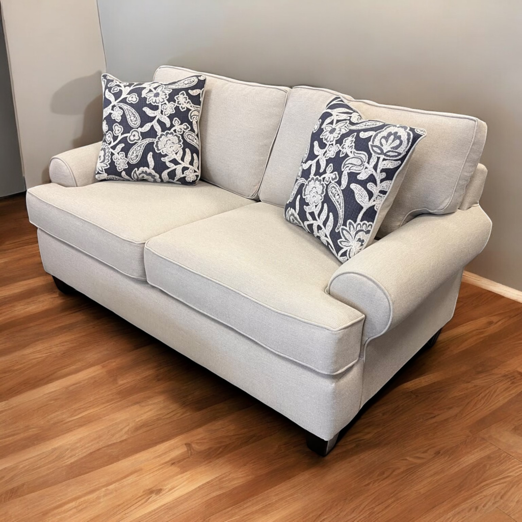 (BRAND NEW) Loveseat w/ 2 Throw Pillows