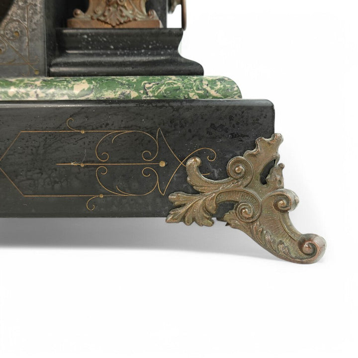 *Antique Chime Mantle Clock
