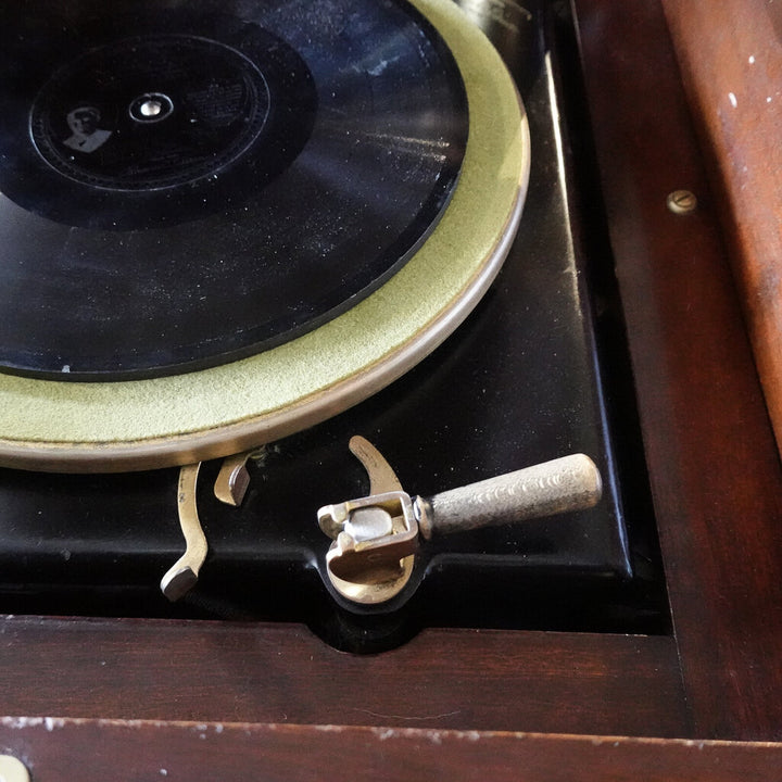 Antique Edison Model 250 Diamond Disc Phonograph