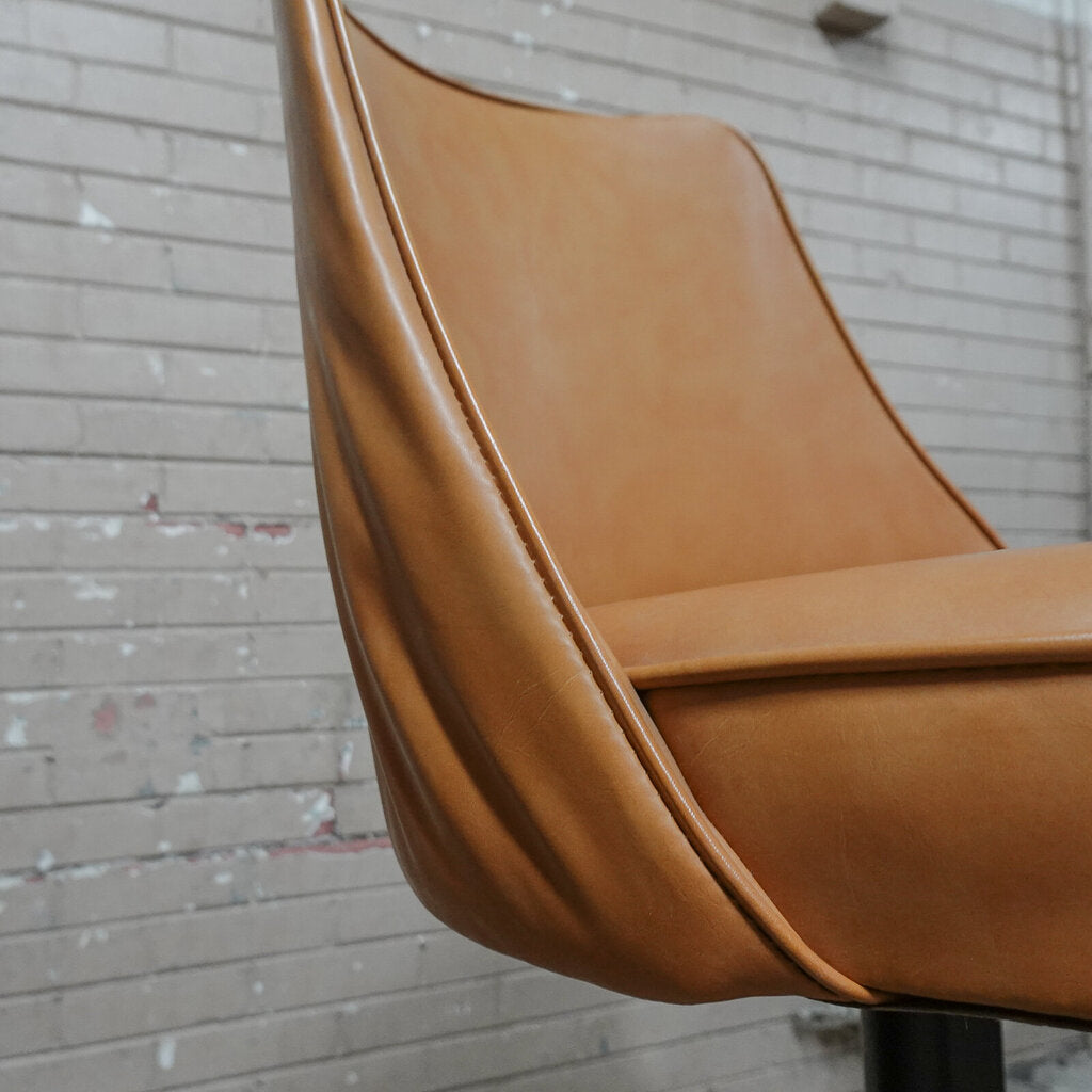 Retro Swivel Stool