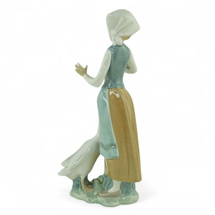 Girl With Duck #1052