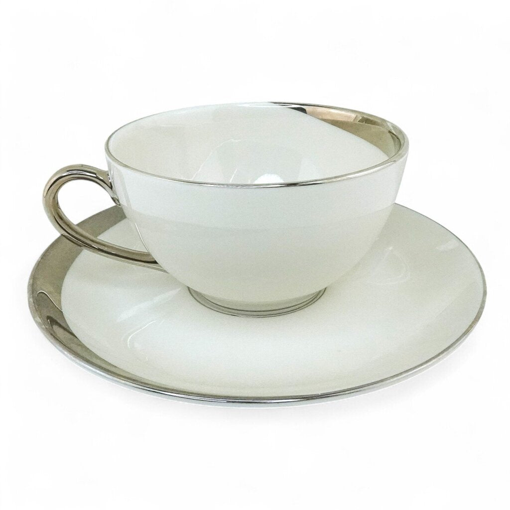 5 Piece Service for 12 plus Serving Pieces - Crescent 1123