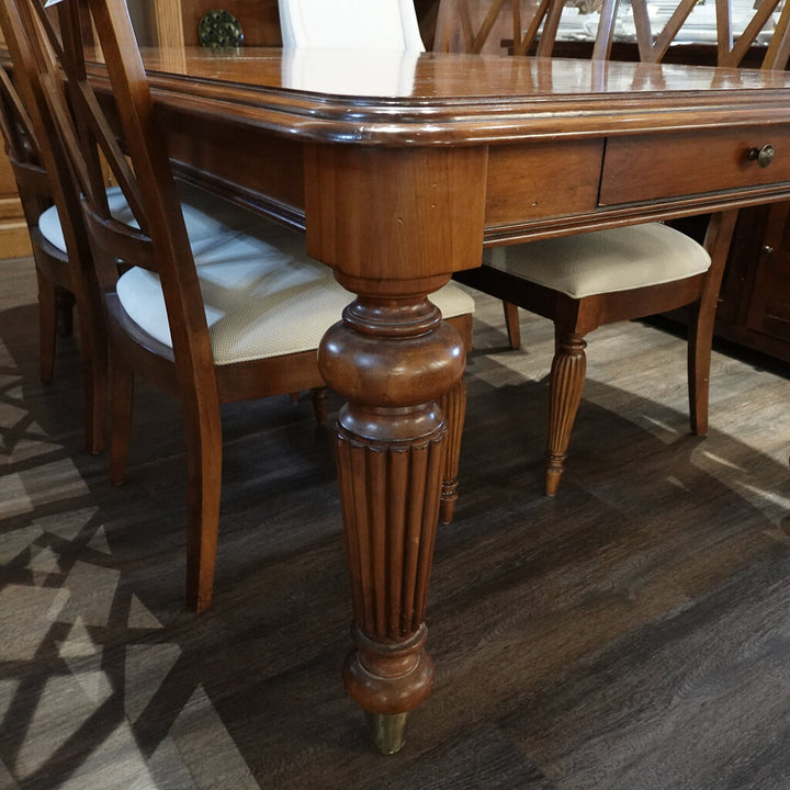 Orig Price $2000 - Dining Table with 2 Leaves and 4 Chairs
