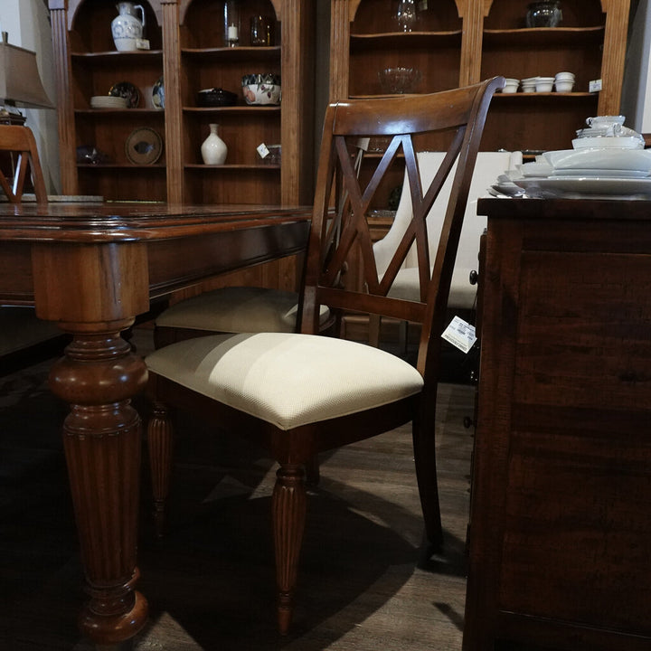 Orig Price $2000 - Dining Table with 2 Leaves and 4 Chairs