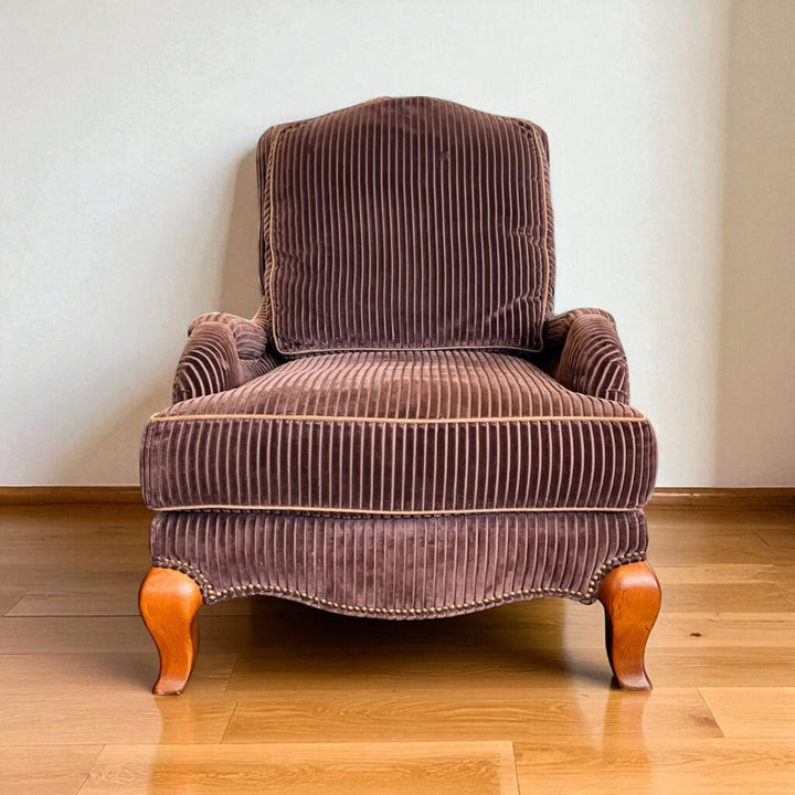 Accent Chair w/ Nailhead Trim