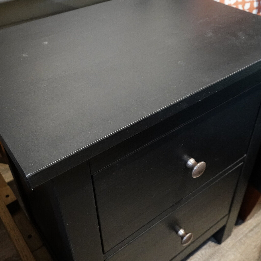2 Drawer Nightstand