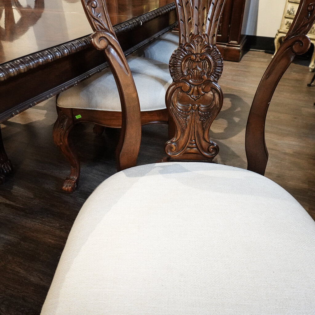 Grand Savannah Dining Table with 6 Chairs