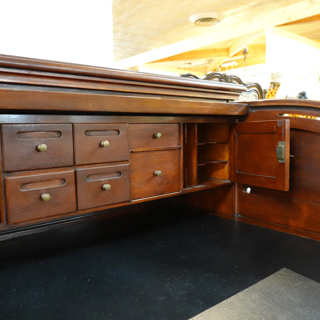 Andrews Chicago Antique 1910 Roll Top Desk
