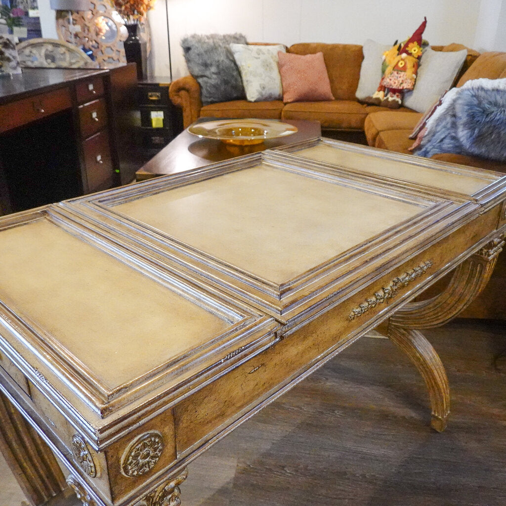 Neoclassical Game Table
